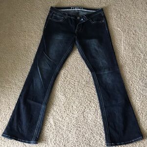 🌟NWOT-11/12regular, mid rise, boot cut, jeans!